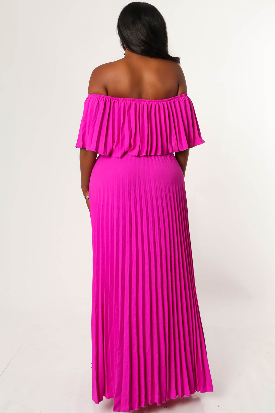 Off The Shoulder Pleated Maxi Dress