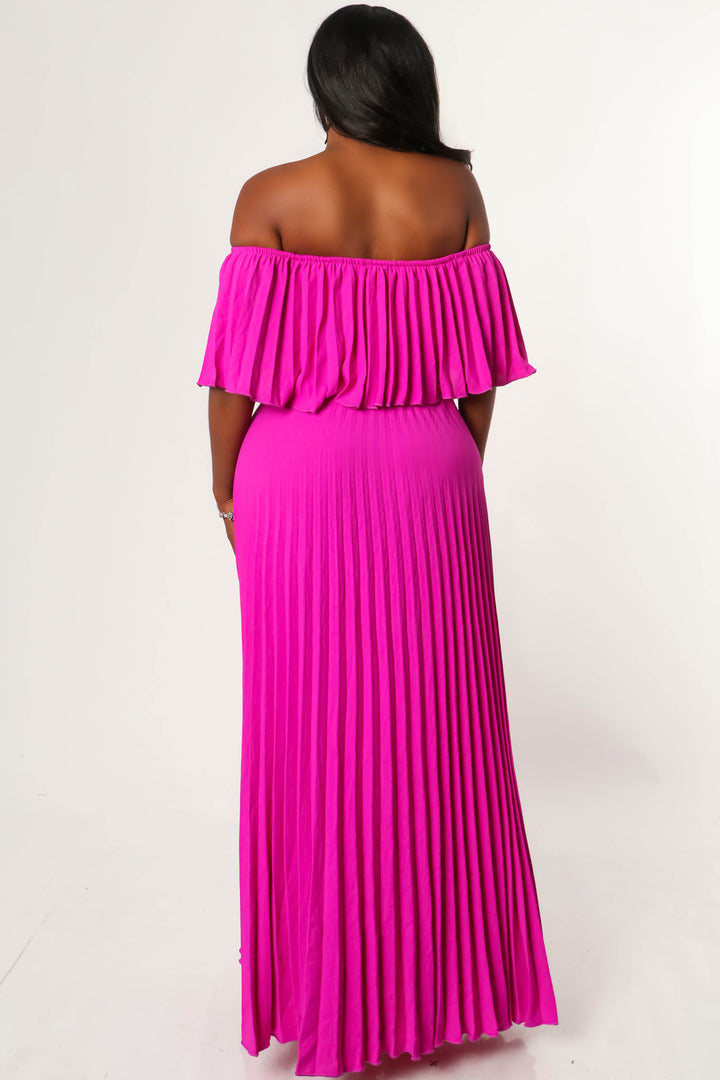 Off The Shoulder Pleated Maxi Dress