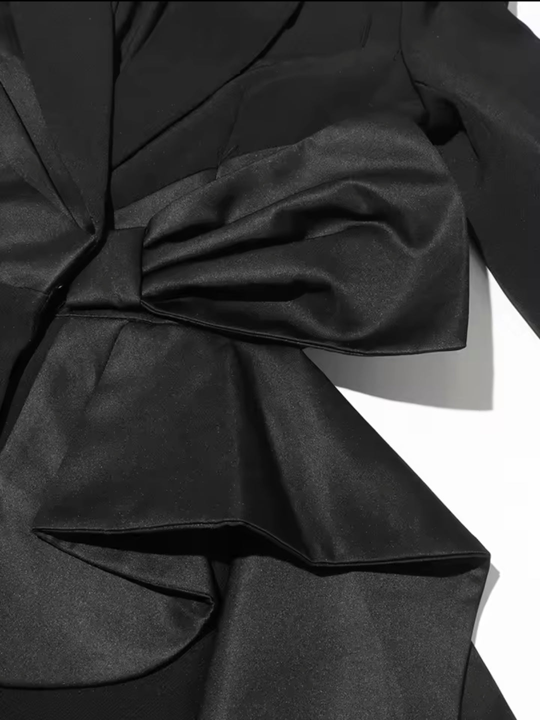 Ali Solid Black Bow Blazer