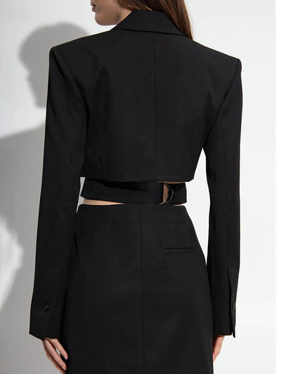 The Statement Cut Blazer