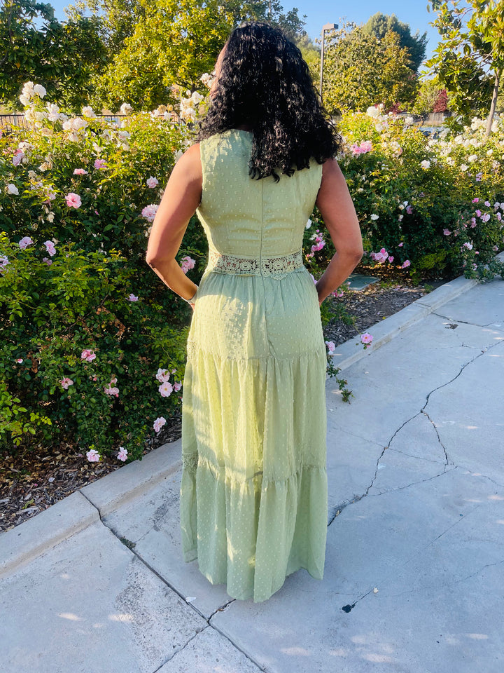 It’s A Lace Kind Of Mood - Moody Fitzs Boutique