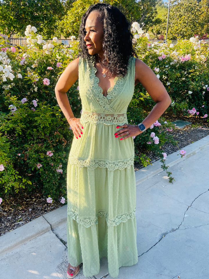 It’s A Lace Kind Of Mood - Moody Fitzs Boutique