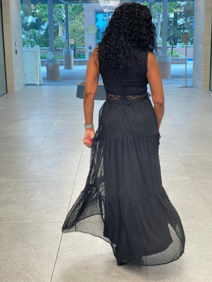 The Lace Maxi Dress - Moody Fitzs Boutique