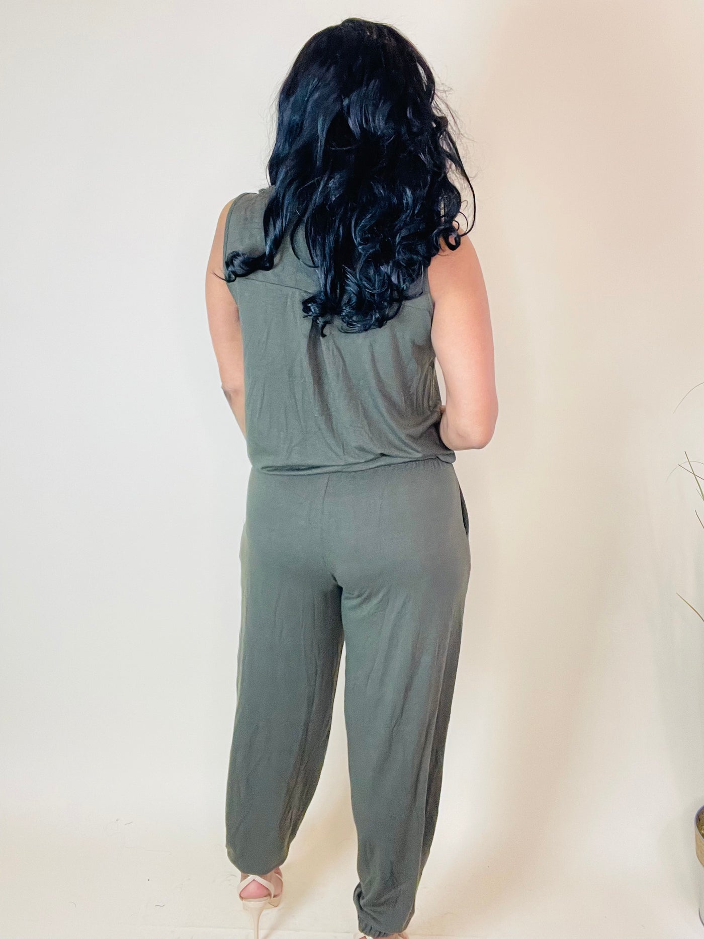 Nia Relaxing Jumpsuit - Moody Fitzs Boutique